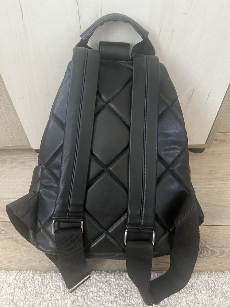 Дамска Раница Guess
