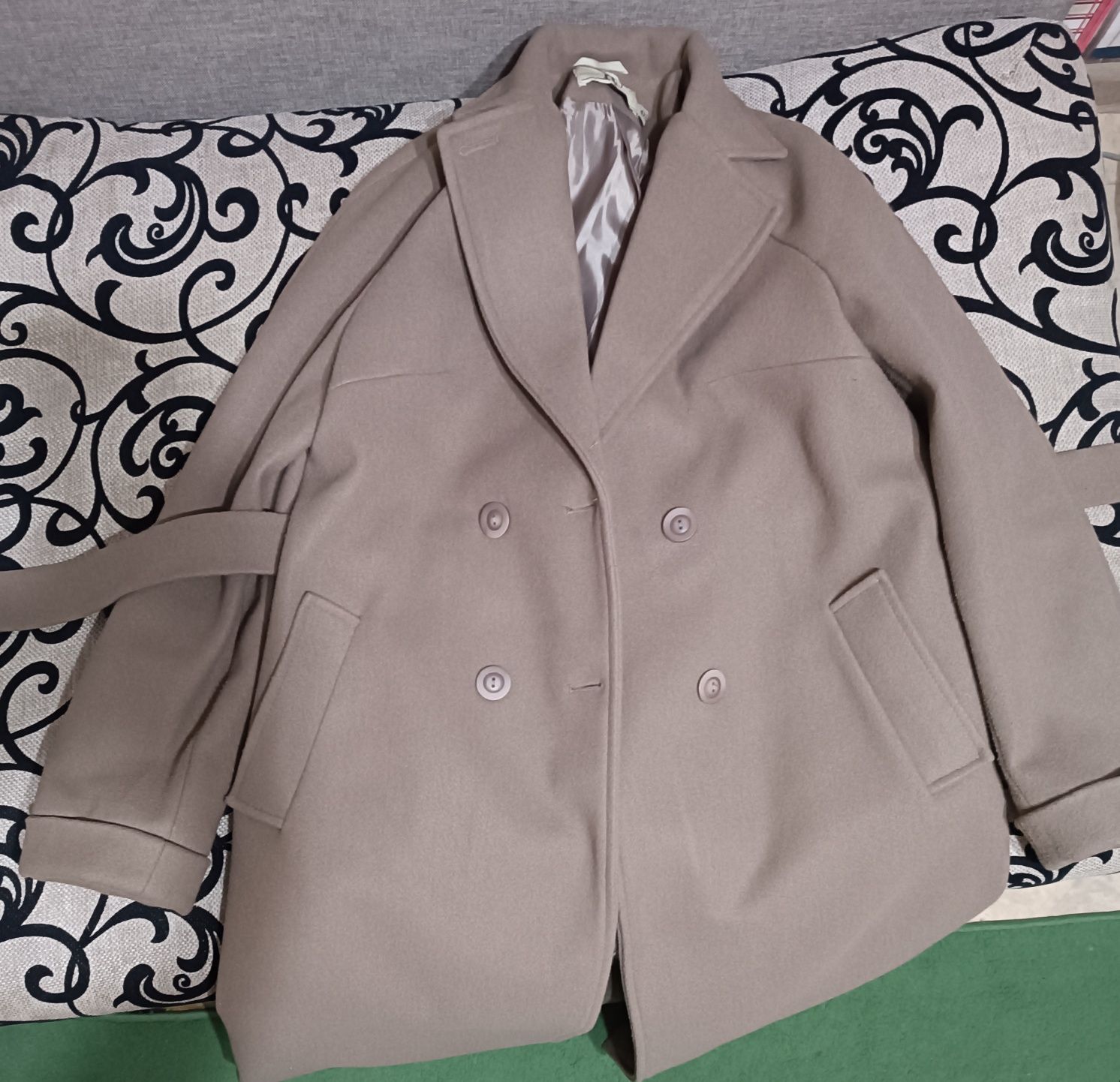 Женское пальто демисезон размер 4XL