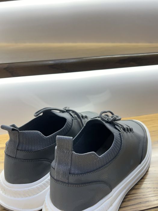 Почти новая 44 носили 2-3 раза