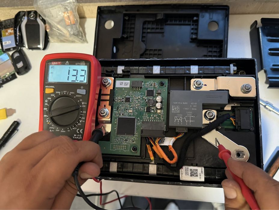 Reparatie Baterie Porsche Cayenne Taycan LiFePO4