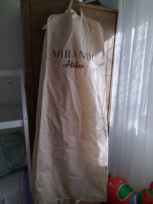 Vand rochie de mireasa