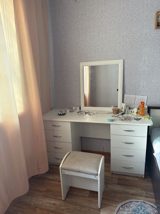 Туалетный столик