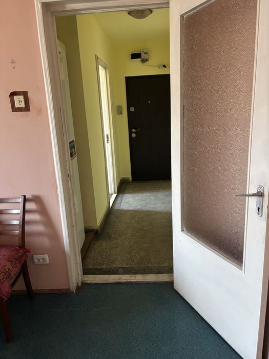 Vand apartament 3 camere