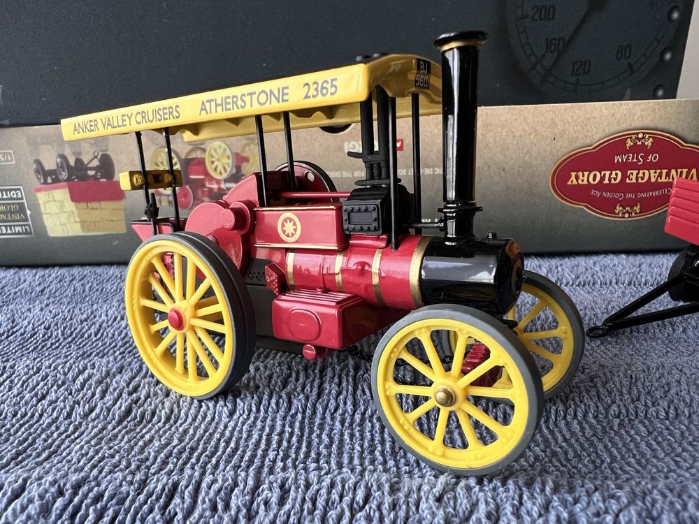 Corgi 80307 Garrett Tractor & Trailer