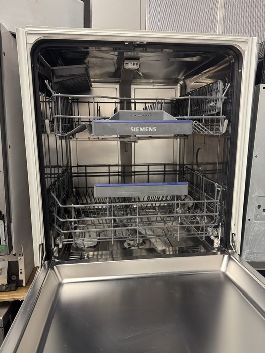 Mașină de spălat vase semi- încorporabilă Siemens SN43HS60AE