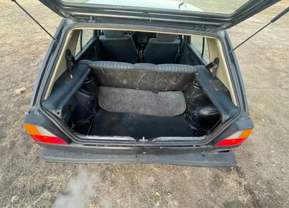 Vw Golf 1.3 Бинзинов пълен инжекцион