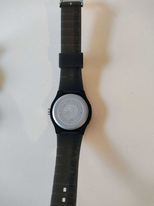 Лот от часовници Swatch Superdry