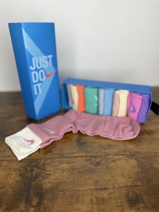 Set sosete lungi NIKE calitate deosebita