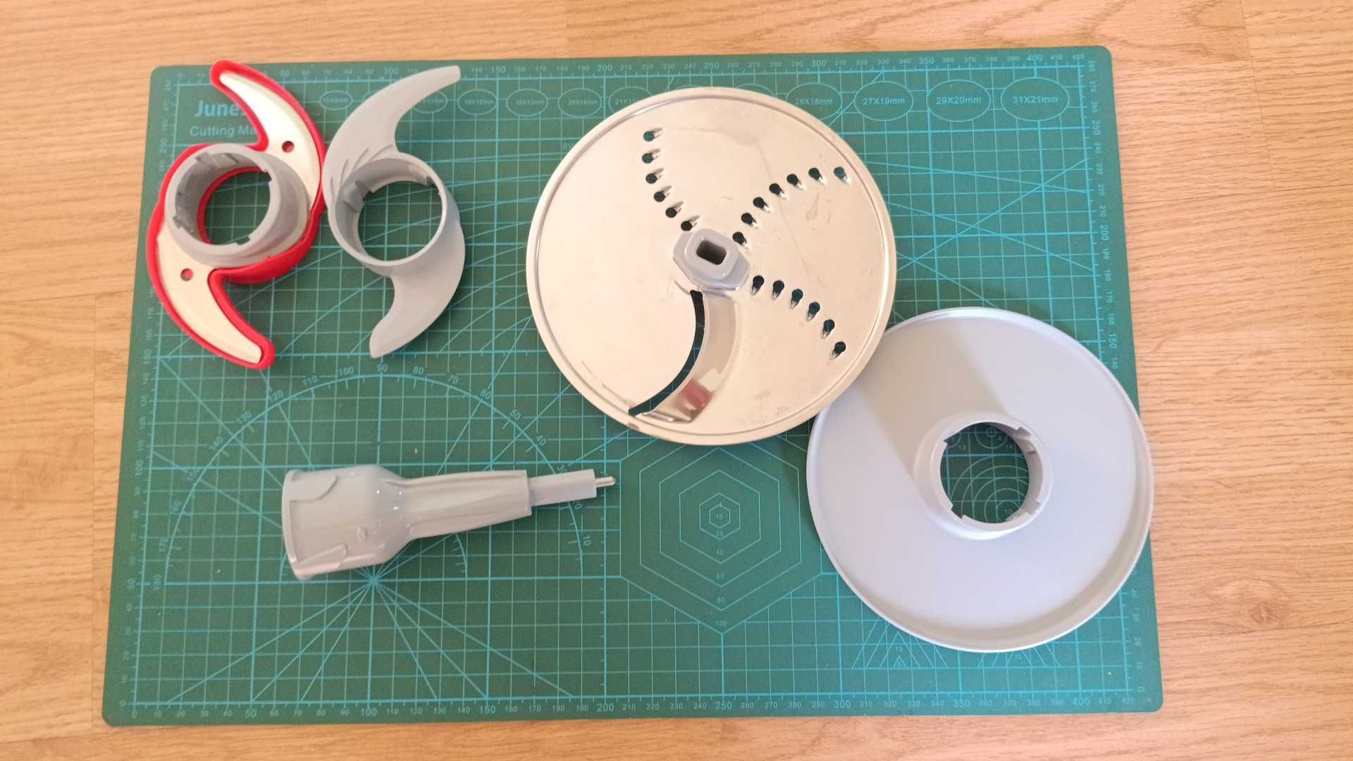 Кухненски робот Bosch Multitalent 3