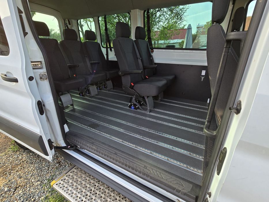Ford Transit 9 Locuri