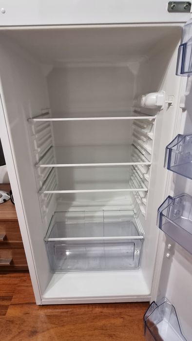 Хладилник CROWN GN 2601