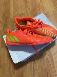 Маратонки Adidas  Predator