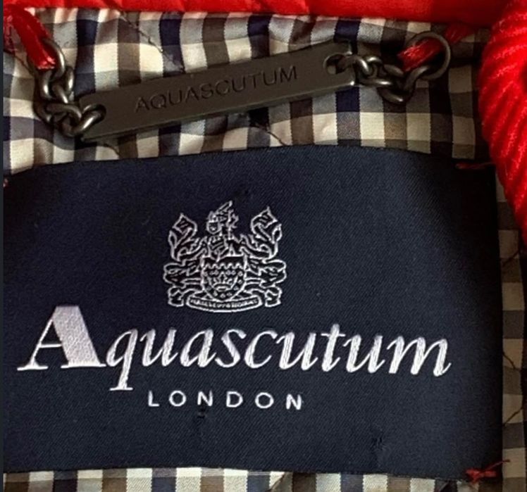 Яке Aquascutum перфектно състояние