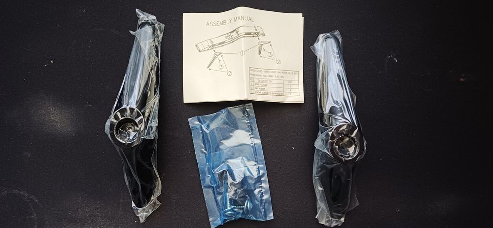 Set suport TV 32" accesorii incluse