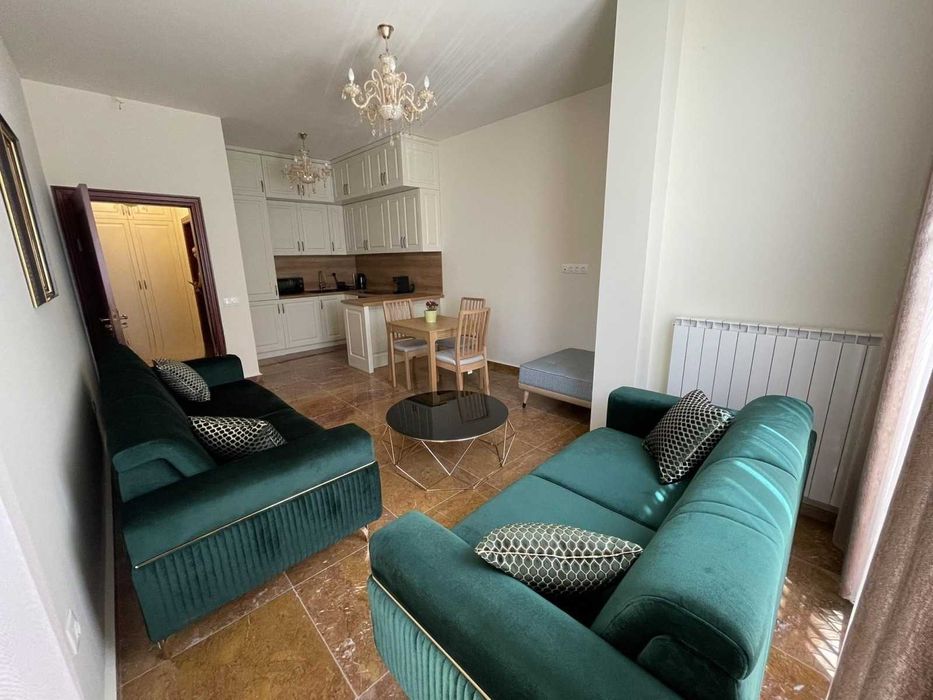 Продава се Двустаен апартамент в София, Зона Б-19 - 81 кв.м за 1976 €/кв.м - Снимка #1