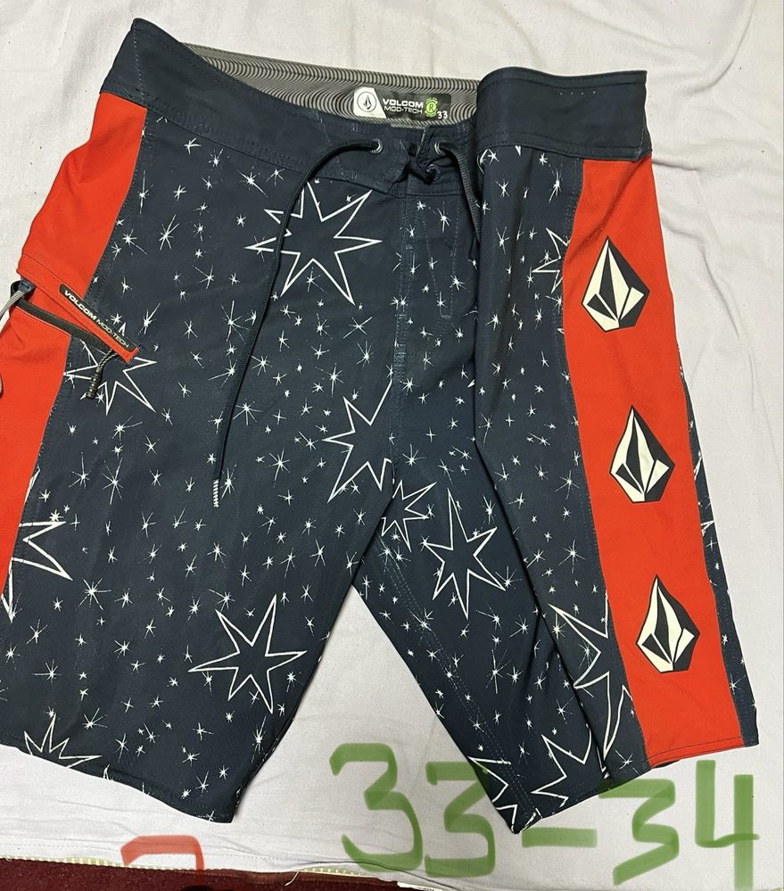 Volcom бордшорти 33 размер