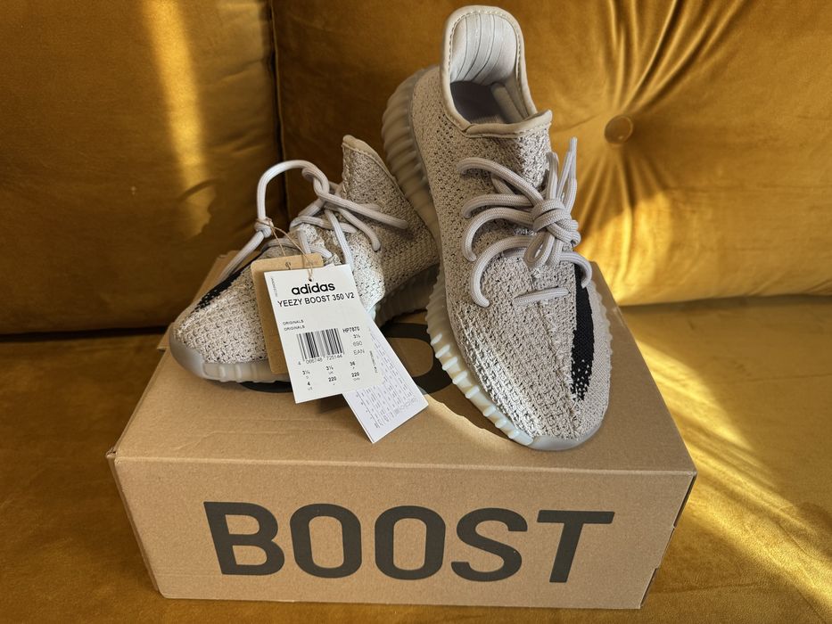 Vând adidasi Yeezy Boost 350