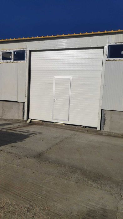 Usi sectionale cu valoare SH, panouri amestecate (din fabrica, agent)