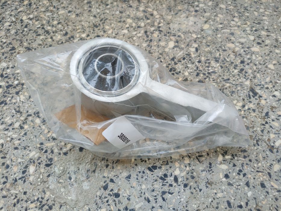 Тампон за носач Мазда 6 GH