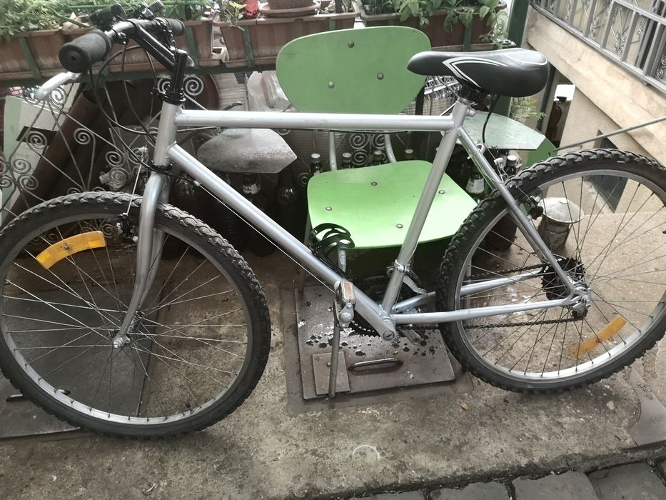 Bicicleta semicursieră