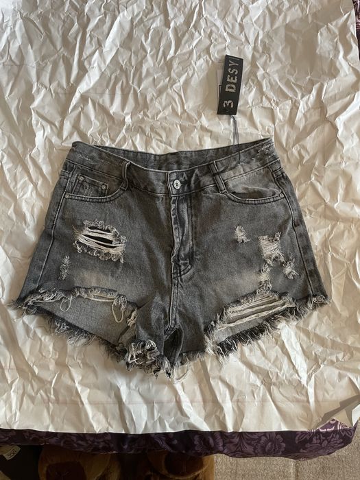 Къси дънки  НОВИ