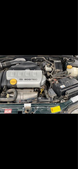 Opel Vectra-B 1.8 benzina