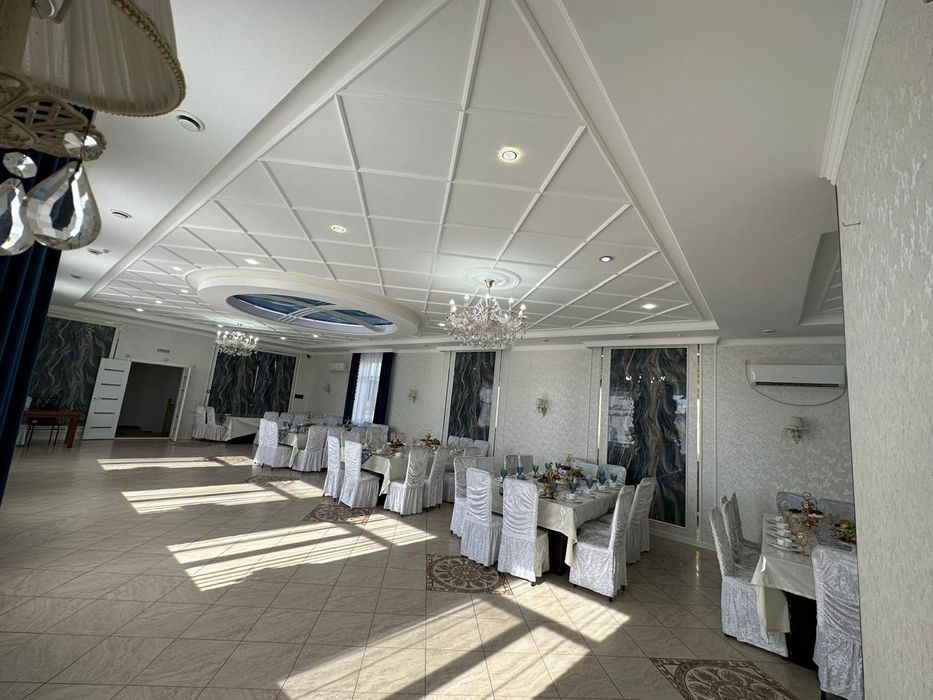 Продам действующее кафе 400 м2 в районе Зачаганска