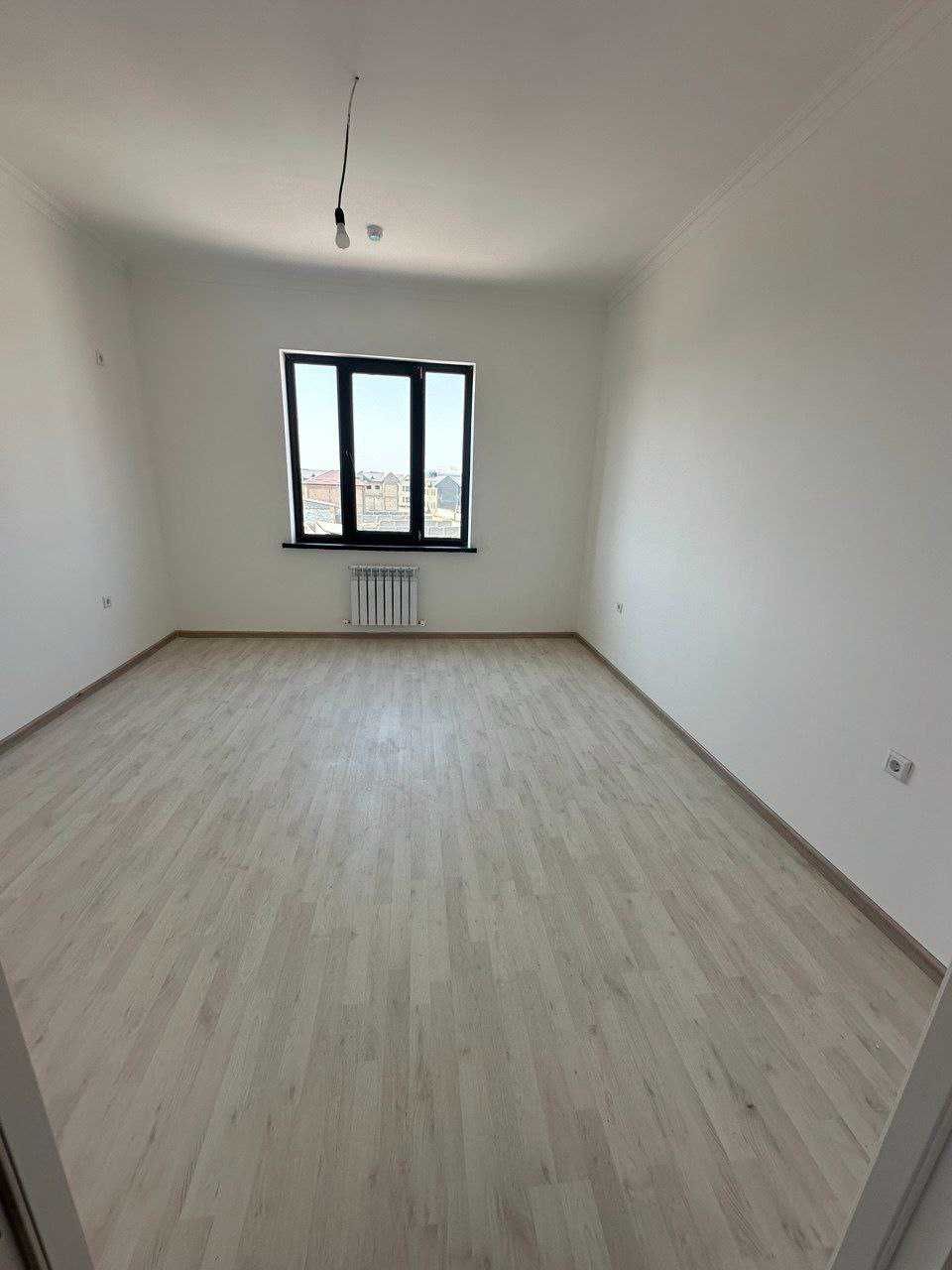 Srochna sotiladi Sergeli Xonabod  2 va 3 xonali uylar