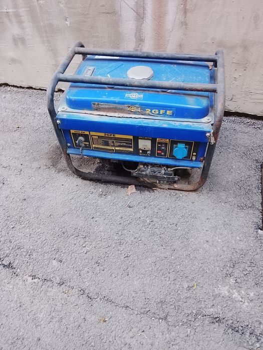 Генератор бензиновый