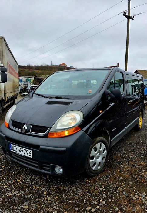 Vand Renault Trafic 1.9 DCI 7 locuri