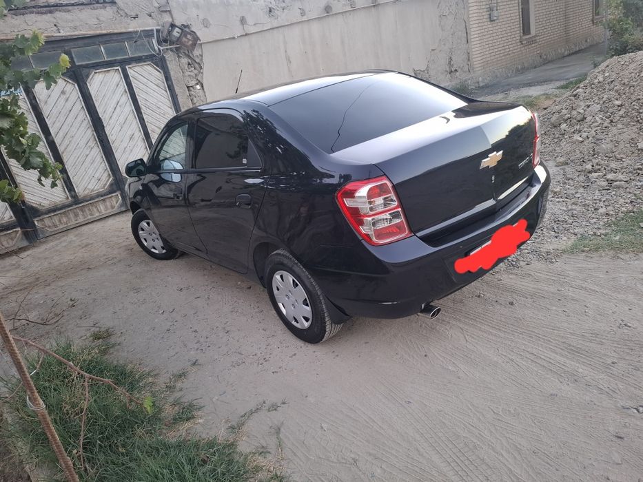 Cobalt 2023 yil 2 p yurgani 15000 benzinda xamma joyi radnoy
