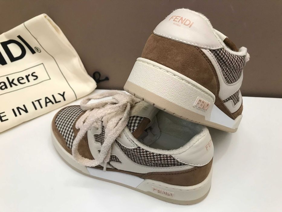 Fendi sneakers dama 35, originali, full box, retail 820 euro