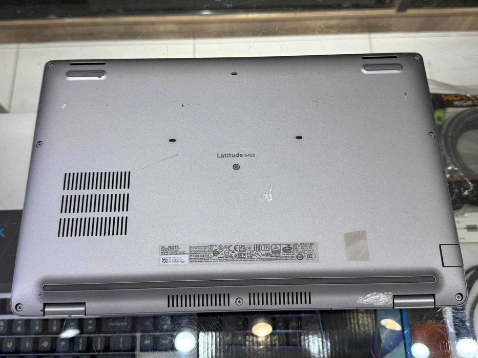 DELL Latitude 5420 Core i5-1145G7 vPRO ram 8 ssd 256