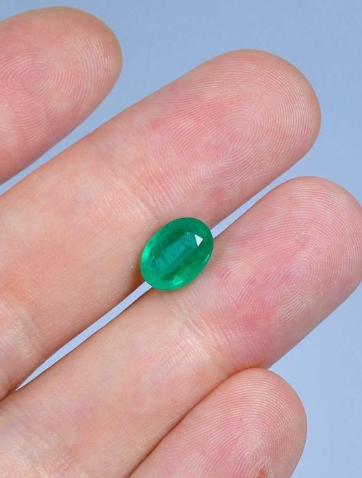 естествен изумруд 2.94 ct