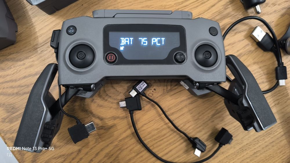 DJI Mavic 2 pro с 6 батерии и аксесоари