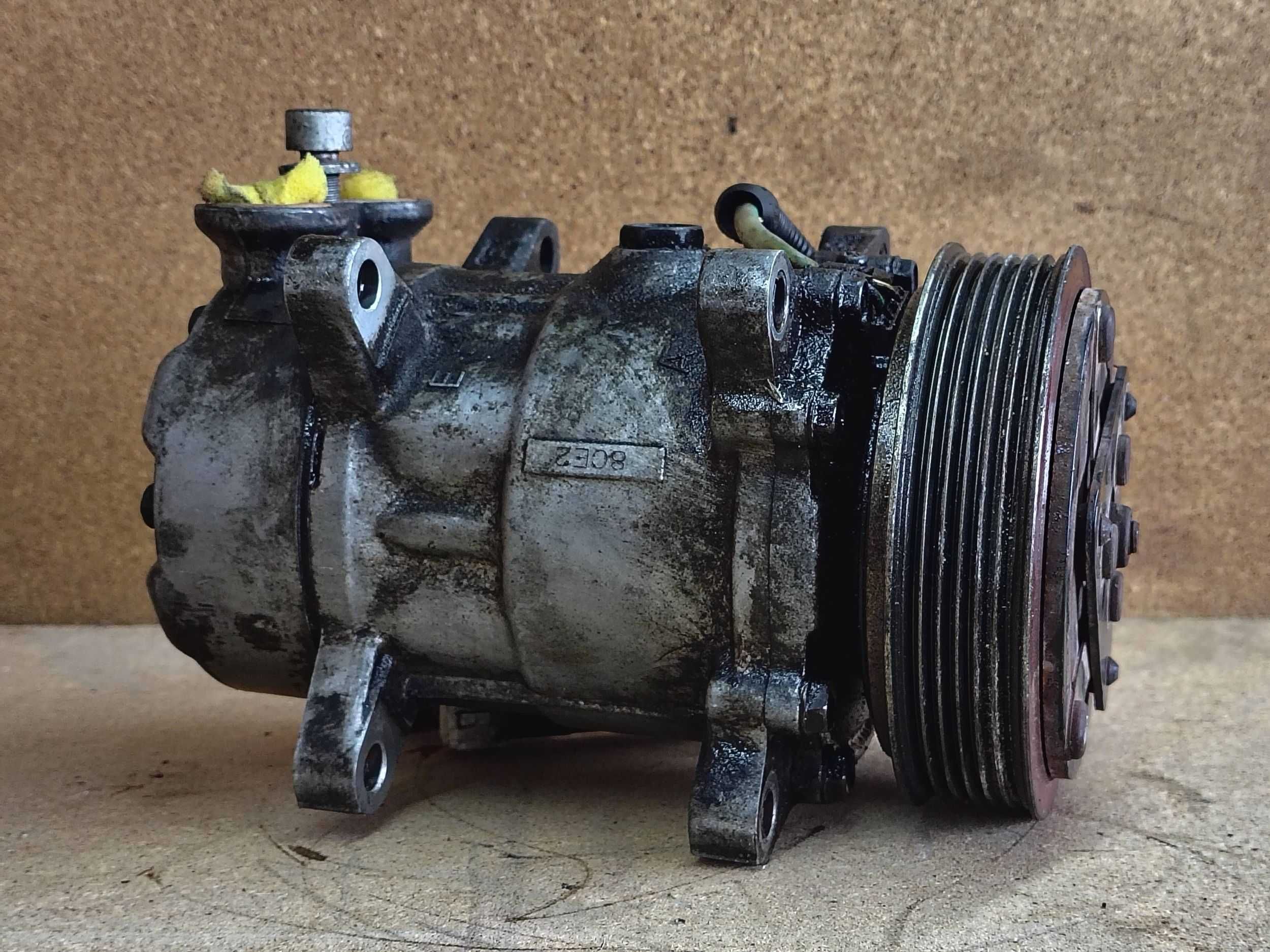 Compresor AC Peugeot 206 cod sanden SD6V12 , R134a , 1421F