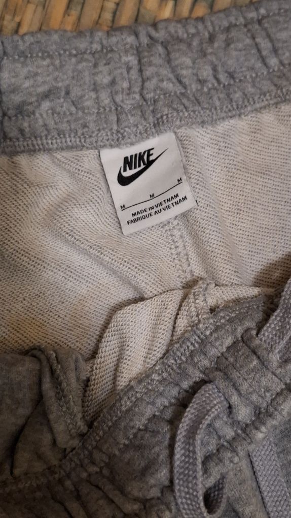Cargo долнище на анцуг Nike- М размер