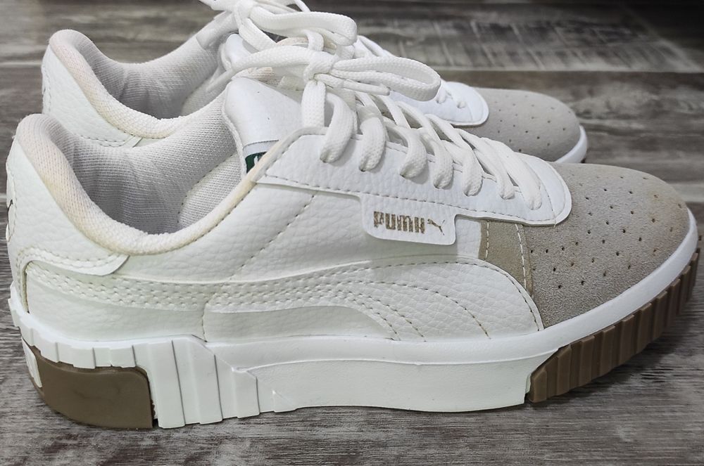 Новые кроссовки кожаные