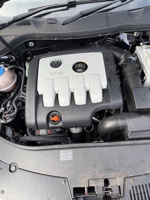 пасат б6 2,0тди бкп 140кс на части/Vw passat 6 2,0tdi 140ks BKP chasti