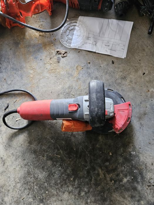 masina slefuit beton