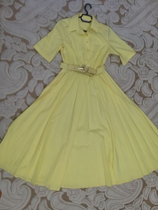 Продам женское платья