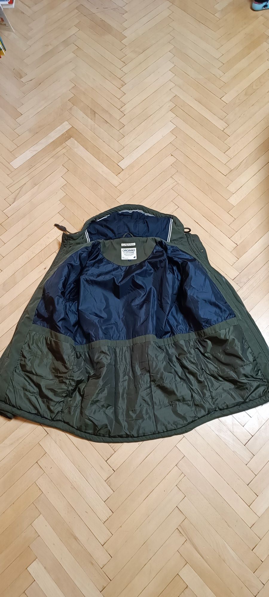 Яке Umbro и яке JACK & JONES