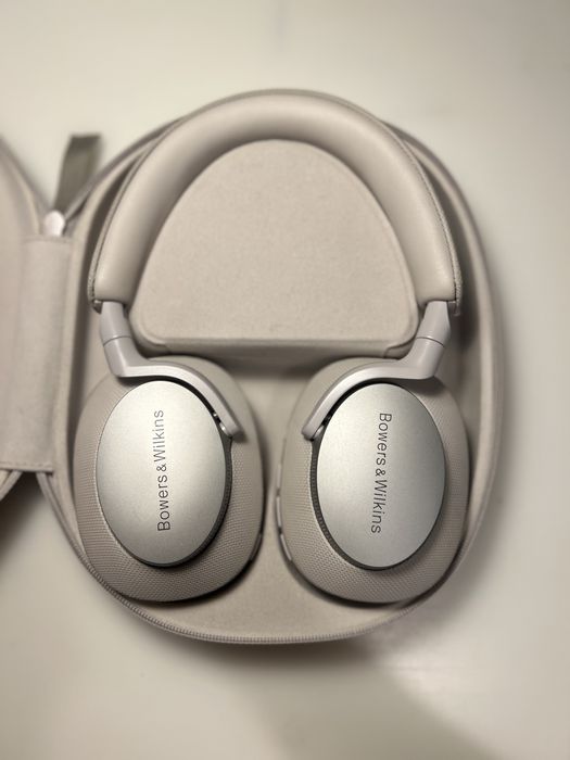 Bowers & Wilkins PX7 S2