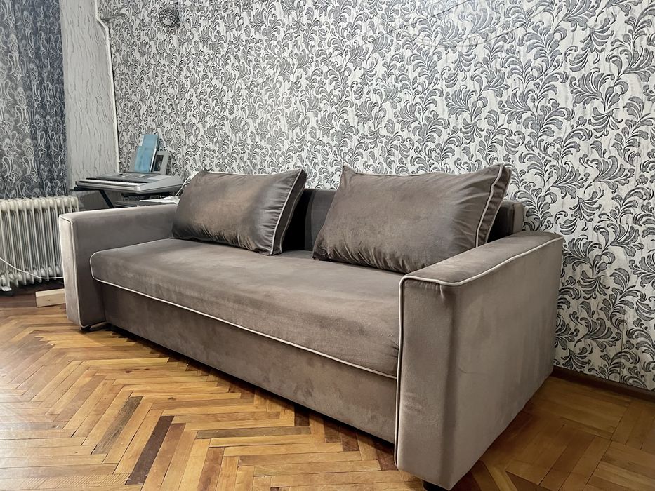 Продаем диван и 2 шкафа