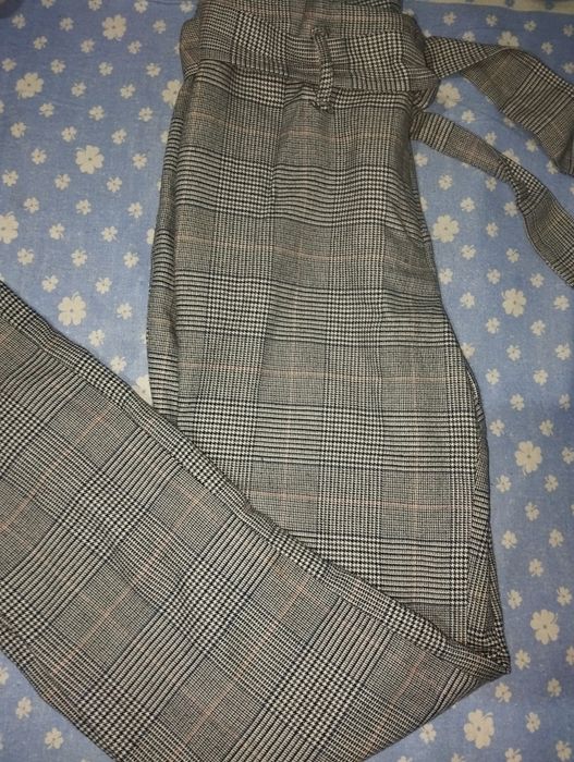 Pantaloni noi Only fini și căldurosi