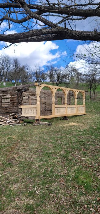 Casa veche  din stejar vechi recuperat