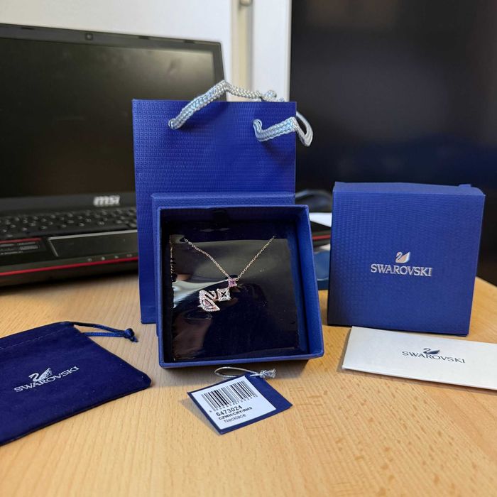 Lantisor Swarovski Dancing Swan Rose/Gold