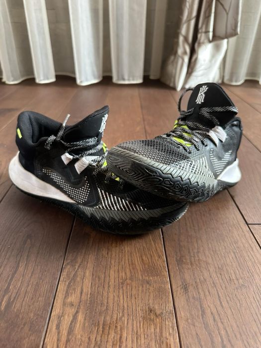 Nike Kyries-Баскетболни обувки