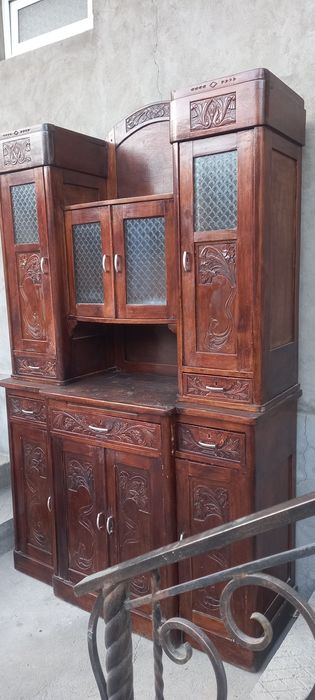 Продаётся шкаф деревянный