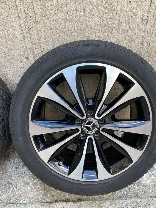 Продавам джанти с  зимни гуми  MERCEDES